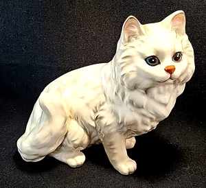 Andrea By Sadek statuina gatto gattino bianco occhi blu vintage 6,5"x7" - Foto 1 di 9