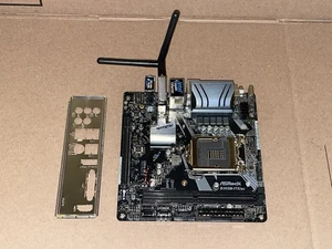 ASRock B365M-ITX/ac scheda madre Intel® B365 LGA 1151 2*DDR4 Mini-ITX DVI HDMI - Foto 1 di 2