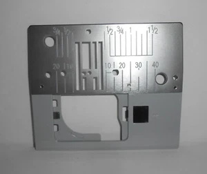 Janome Nadelplatte für Geradnähen #503822000 - Bild 1 von 2