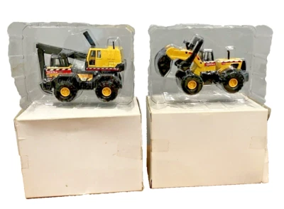 2 Maisto Tonka Die Cast Mini Replicas Bulldozer # 762898 Backhoe # 762906 Toys - Image 1 of 4