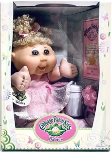 Jakks Pacific 2010 NIB Cabbage Patch Kids Babies 15" Vinyl & Cloth Girl Doll - Picture 1 of 3