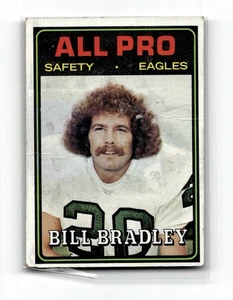 1974 Topps #143 NFL Bill Bradley Philadelphia Eagles FOOTBALL - Picture 1 of 2