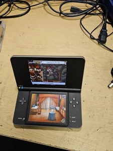 Nintendo DSi XL - (Ref 2) - Picture 1 of 24