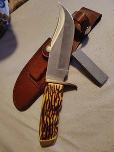 Schrade Uncle Henry New GEN PRO Hunter 171UH Staglon Skinning Hunting Knife - Picture 1 of 2