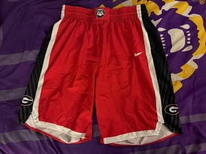 Men’s Nike LARGE Team Shorts Georgia Bulldogs UGA Go Dawgs Basketball Shorts - Picture 1 of 3