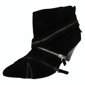 LADIES GEO ZIP ANKLE BOOTS BY FIRETRAP RETAIL PRICE