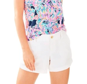 Pantalones Cortos Lilly Pulitzer Callahan Blanco Texturizado Talla 10 Botón Dorado Frente Plano - Imagen 1 de 11