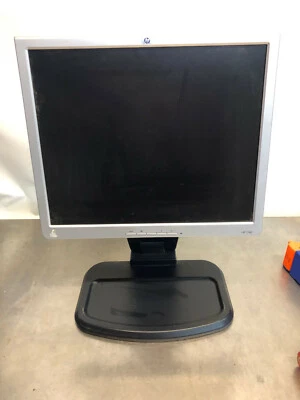 HP 1740 17" LCD Monitor VGA  NO CORDS!! - Image 1 of 4