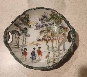 Dish Japanese Trinket Vanity Serving Dish with Moriage Raised Beaded Finish - Picture 1 of 7