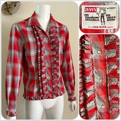 Винтажная женская рубашка 1960-х LEVIS Western Wear Dan River с жемчужной застежкой в клетку с оборками - Изображение 1 из 4