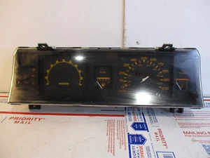 ✅ 1989 NISSAN P/U SPEEDOMETER DISPLAY INSTRUMENT CLUSTER GAUGES PANEL ODOMETER - Foto 1 di 13