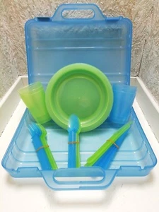 Blue Green Plastic Picnic Hamper Set Camping Caravan Kids Garden Party 33 Piece  - Picture 1 of 3