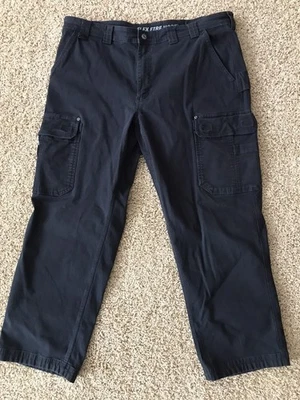 Pantalones cargo comerciales Duluth 42x30 para hombre negros flexibles manguera contra incendios ajuste relajado Foto 1 de 4
