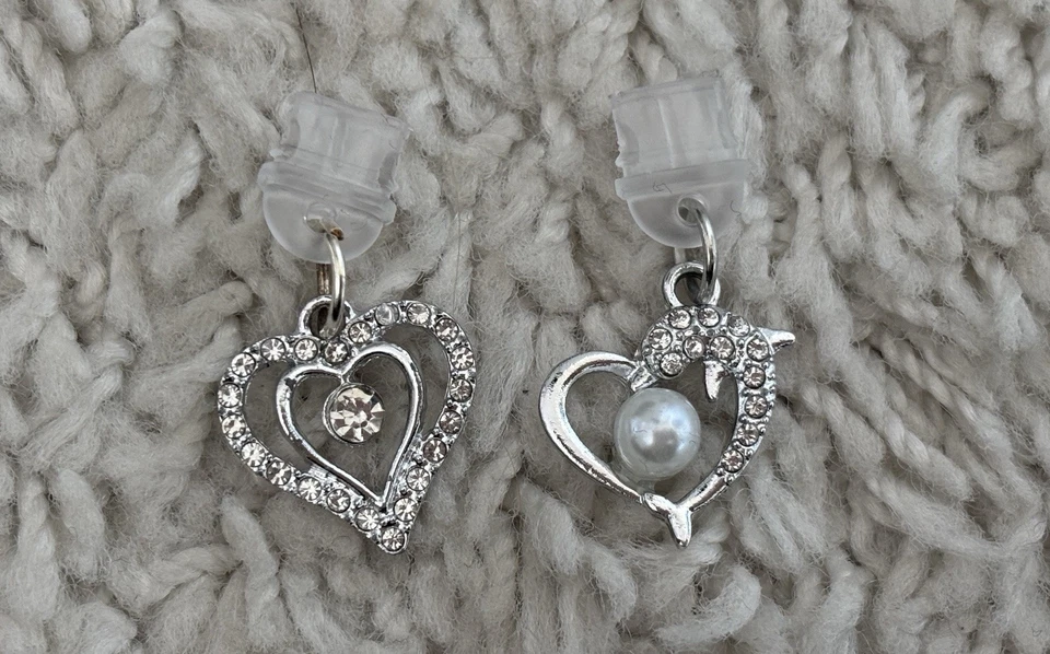 Handy Staubschutz USB C Herz & Delfin Silber  - Bild 1 von 1