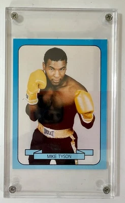 Mike Tyson 1990 Living Legend Series 1 Rookie Boxing Card # 18 RC - Image 1 of 3