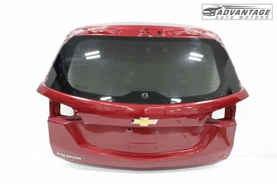 Chevrolet Equinox 2018-2024 puerta trasera puerta levadiza panel carcasa tinte rojo gloria OEM Foto 1 de 4