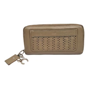 Cartera de monedas de cuero Chloe y soporte para tarjetas de crédito verde con dije herradura - Imagen 1 de 10