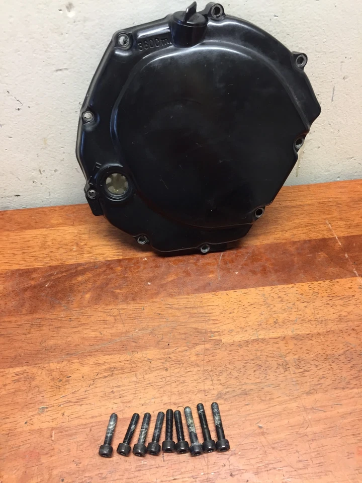 Capa de embreagem Suzuki Katana 750 1992 (OEM) - Imagem 1 de 4