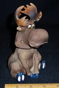 FIGURA DE ALCE CABEZA BOBBLE DE POLIRESINA DE 5 1/2" DE MARCA ALASKA BUTT - Imagen 1 de 12