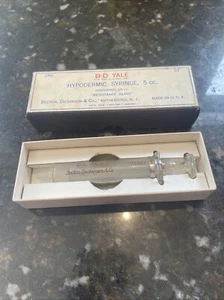 Vintage BD Yale 5cc Resistance Glass Reuseable Graduated Syringe with Slip Tip - Picture 1 of 2