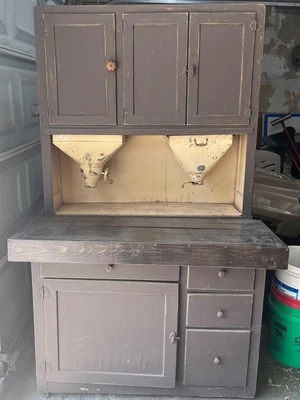 Mueble de cocina Hoosier vintage Foto 1 de 4