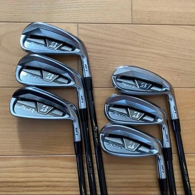 Bridgestone TOUR B JGR HF1 Iron 6 pcs Graphite Shafts - Image 1 of 4