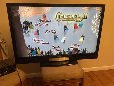 USED AS IS WORKS GREAT VIZIO SV471XVT 47 INCH TV !! - Image 1 of 4