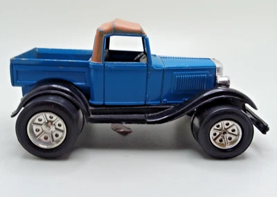 Tootsietoy Model A pickup truck diecast - Image 1 of 4