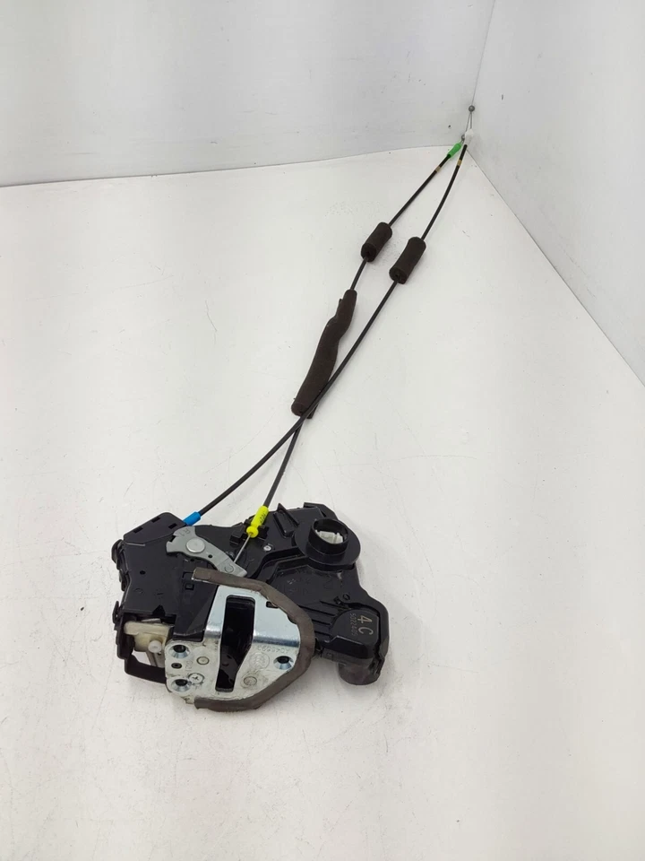Actuador de cerradura de puerta trasera derecha Scion TC 2011 2016 OEM A046693 Foto 1 de 4