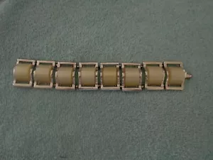 Bracciale vintage e ben progettato in metallo tono oro - pietre verde chiaro - Foto 1 di 4