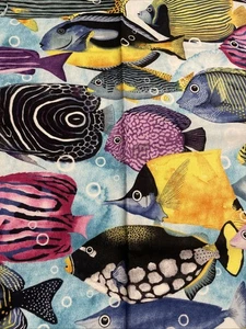 Colorful Fishes Cotton Fat Quarter 18”x21”New - Picture 1 of 2