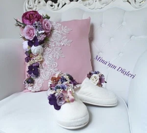 Handwerk Neue Mutter & Neugeborenes Baby Tiara/Kissen/Pantoffel & Häkeln Geschenksets - Bild 1 von 7
