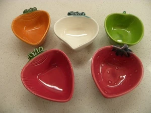 KOTOBUKI 5 Small Dip Bowls Fruit Vegetable San Francisco Japan RARE FINE & FUN - Picture 1 of 8