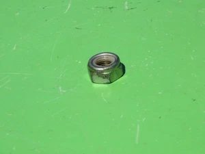 MAZDA 323 86-95 STEERING WHEEL MOUNT LOCKING NUT OEM 626 MIATA B2000 B2200 B2600 - Picture 1 of 8