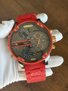 Nuevo Diesel DZ7430 Mr Daddy 2.0 Correa de Silicona Roja Esfera Gris Reloj de Cuarzo para Hombre - Imagen 1 de 7