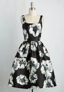 Vestido Floral Chi London in the Stunning Talla 10 $129 Nuevo con Etiquetas - Imagen 1 de 5