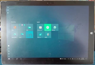 Microsoft Surface (64GB, Wi-Fi, 10.6in) Win 10 Pro, Intel i3-4020Y, 4GB RAM - Image 1 of 4