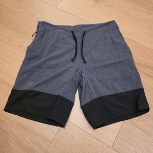 Salomon Herren Sport Shorts Gr. S grau schwarz Logo Kordelzug Activewear - Bild 1 von 10