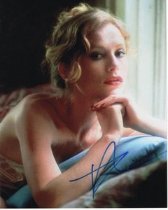 ISABELLE HUPPERT SIGNED AUTOGRAPH 8X10 PHOTO - FRENCH BEAUTY, SEXY, ELLE - Picture 1 of 2