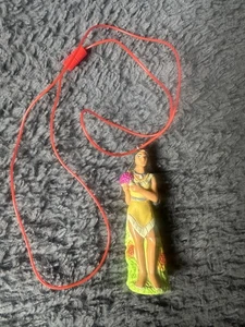 SUNKISSES HAWAII DISNEY VTG 90's 3'' POCAHONTAS FIGURE NECKLACE - Picture 1 of 4