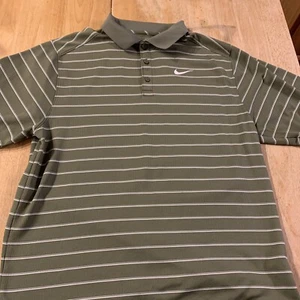 Nike Polo Shirt Mens Large Green White Swoosh Performance Golf Outdoor Adult - Picture 1 of 6