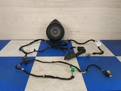 Cadillac XT6 2020-2023 - OEM pasajero puerta trasera arnés de cables y altavoz Bose Foto 1 de 4