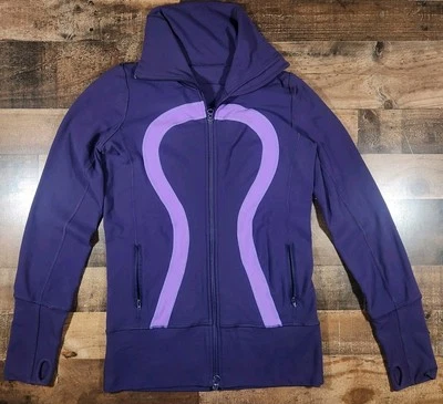 Chaqueta Lululemon Forme para mujer 6 púrpura en zancada cremallera completa pigmento rayas tonka Foto 1 de 4