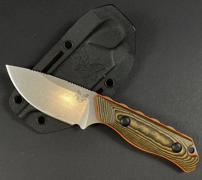 Cuchillo Cazador Cañón Oculto 15017-1 - Madera/Naranja Richlite - S90V Premium - COMO NUEVO Foto 1 de 4