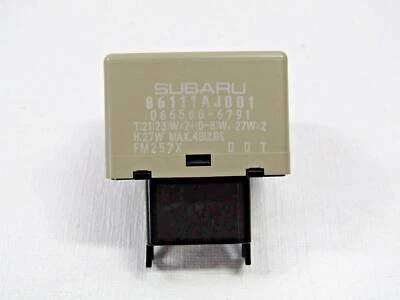 Módulo de relé intermitente de advertencia de peligro Subaru Outback 2010-2014 86111AJ001 OEM Foto 1 de 4
