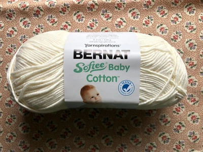Hilo de algodón para bebé Bernat Softee - color algodón (blanco roto) 4,2 oz 254 yardas Foto 1 de 2