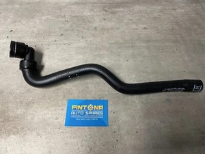 Tubo de manguera refrigerante calentador salida gasolina original OEM Vauxhall Insignia 13220140 - Imagen 1 de 3