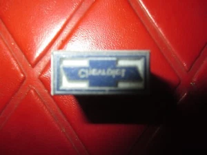 Vintage BORDERED CHEVROLET Logo METAL & WOOD 1960's Small PRINTERS BLOCK - Picture 1 of 2