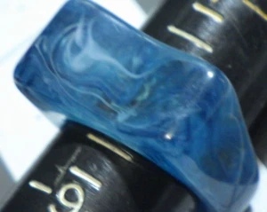 vintage blue swirl lucite ring dip top makes nice worry rubber sz 8 top about .5 - Picture 1 of 5