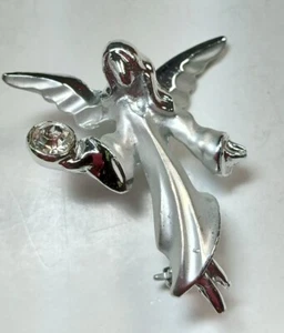 GIUSTI GIGI SIGNED VINTAGE SILVER TONE METAL GUARDIAN ANGEL PIN CRYSTAL BALL - Picture 1 of 2